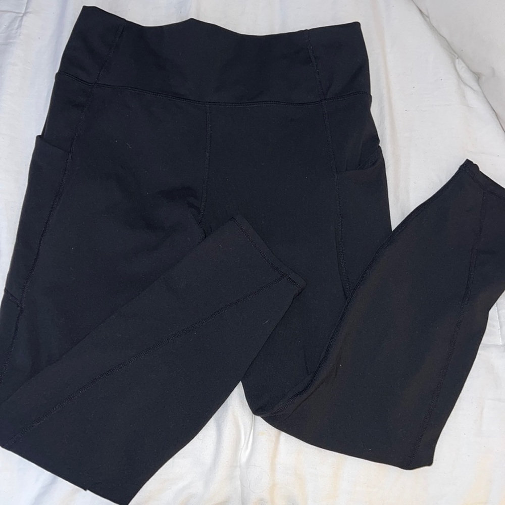 Fabletics pure luxe black leggings with pockets size large